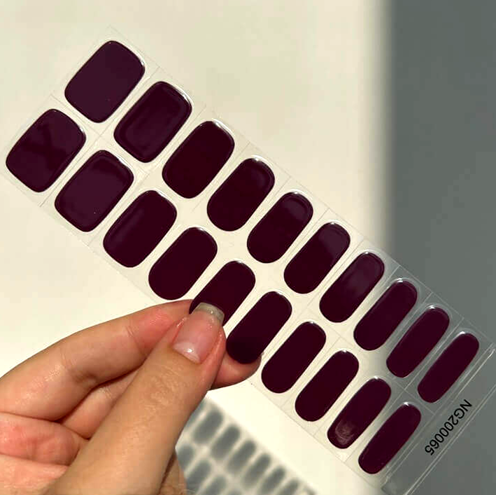 Bordeaux Bliss Semicured Gel Nail Sticker Kit
