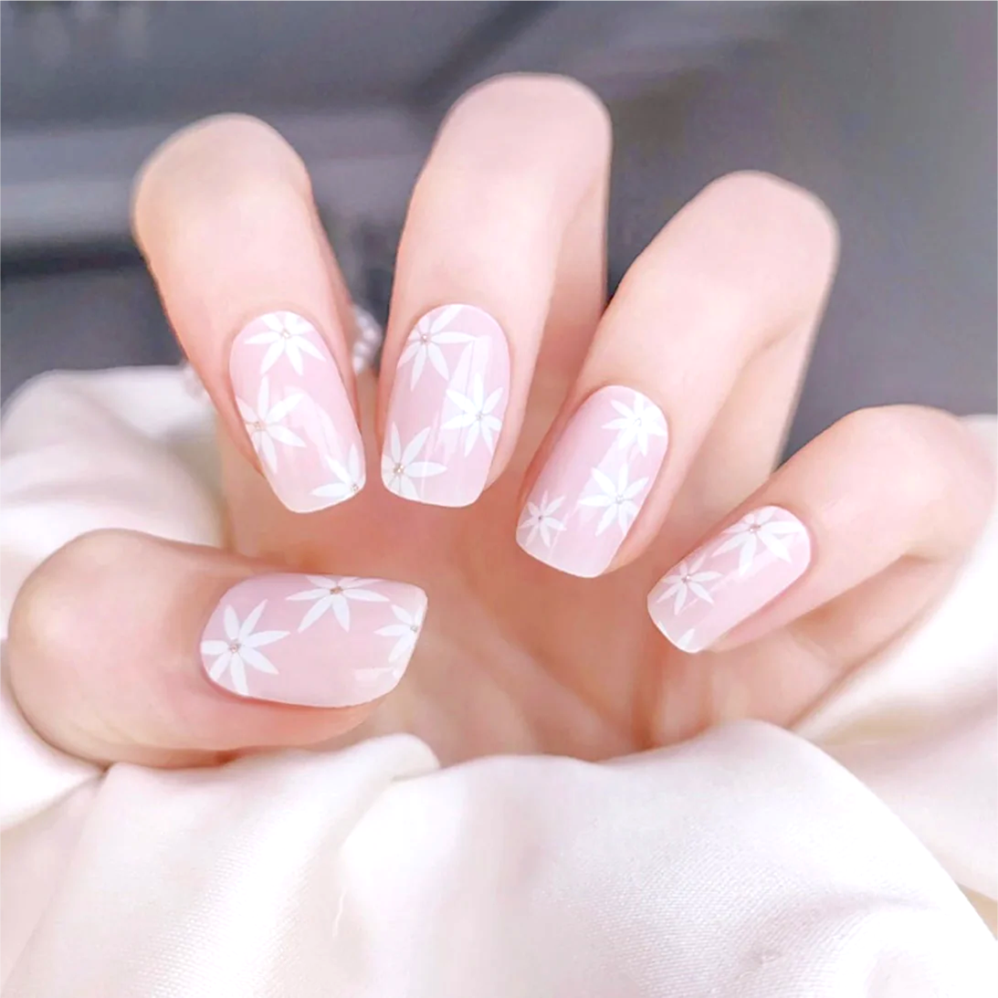 Petal Kiss Semicured Gel Nail Sticker Kit